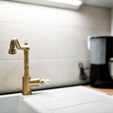 Lea Boutique * زادار